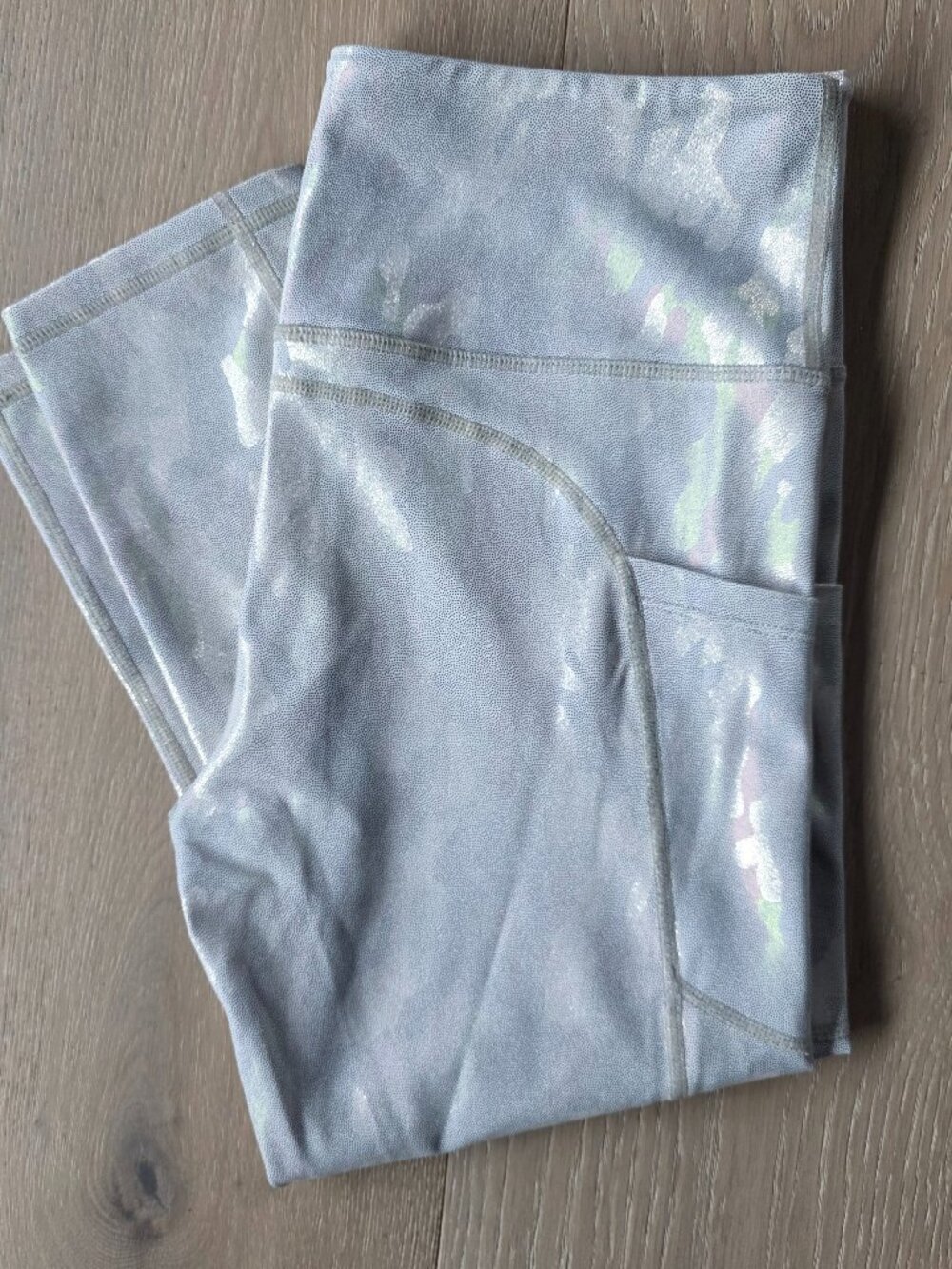 Zyia Silver Camo Metallic Light N Tight Capri Leggings